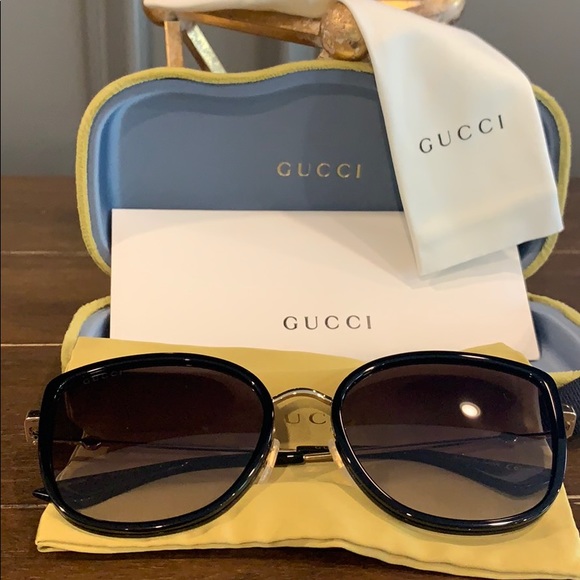 Gucci 56mm Gradient Cat eye Sungalsses